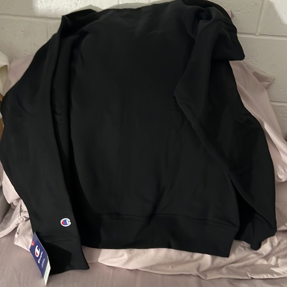 Champion - Picture 5 of 6